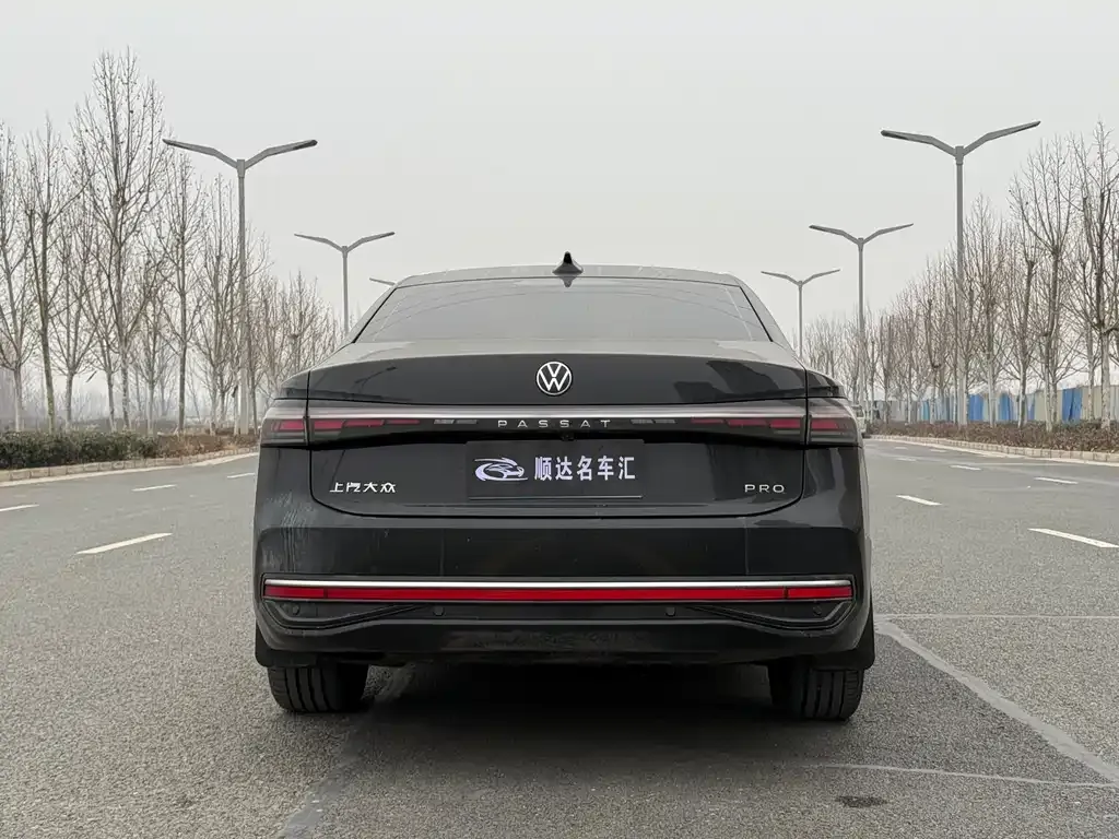 Volkswagen Passat — фото 4