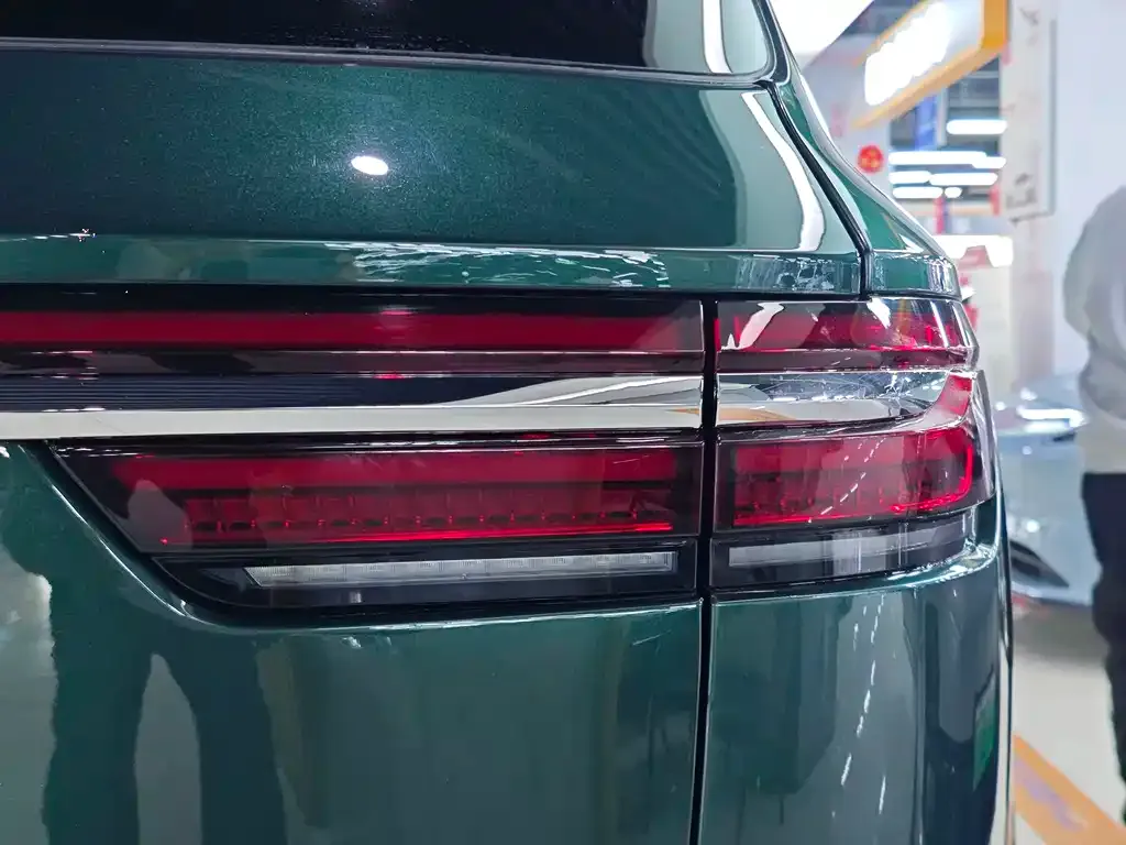 Li Auto ONE — фото 2