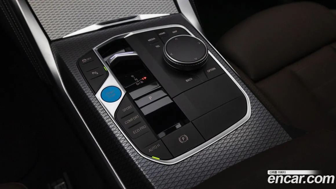 BMW i4 — фото 7