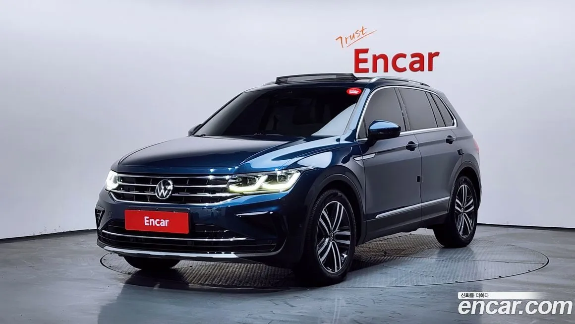 Volkswagen Tiguan — фото 1