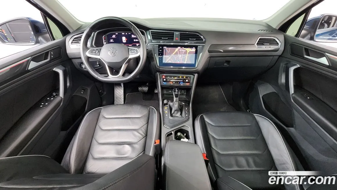 Volkswagen Tiguan — фото 4