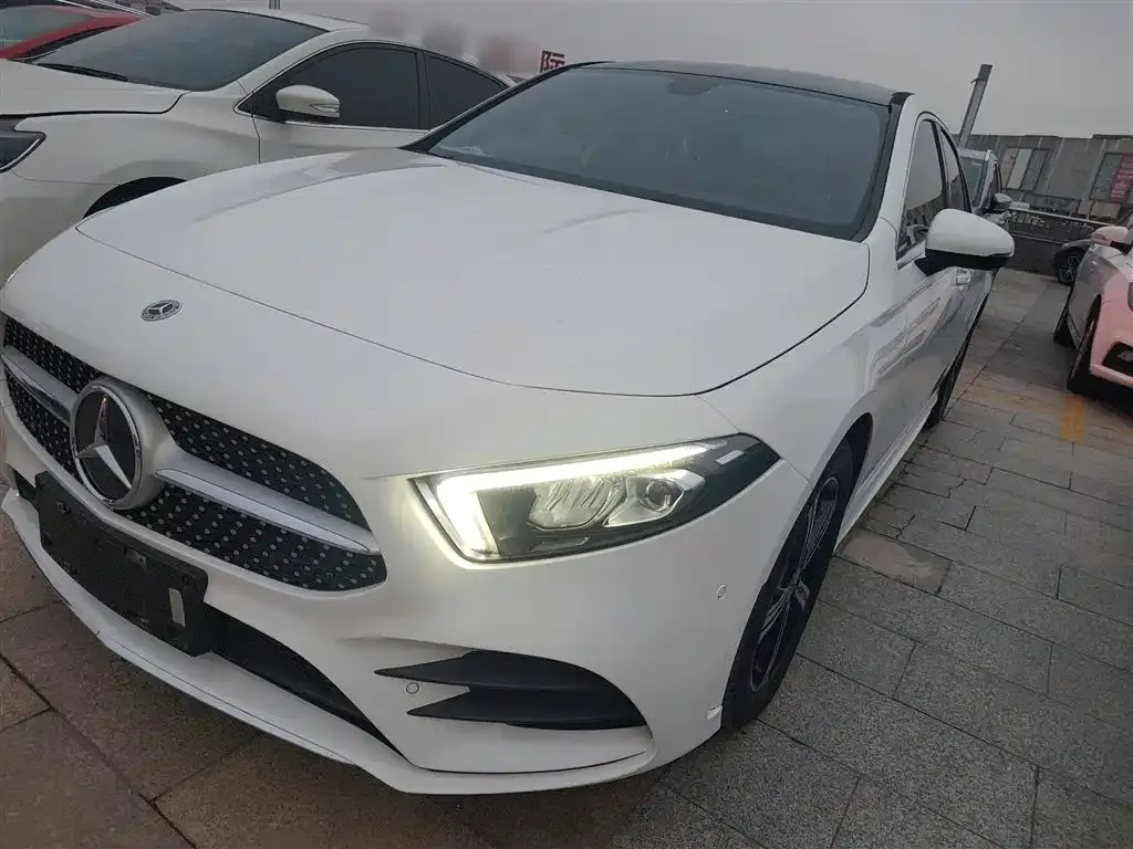 Mercedes-Benz A-Class — фото 1