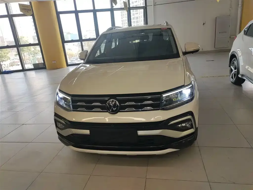 Volkswagen T-Cross — фото 6