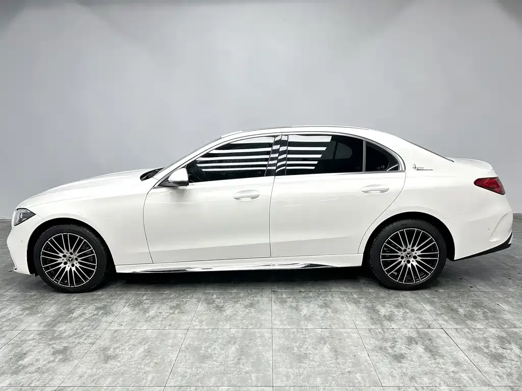 Mercedes-Benz C-Class — фото 10