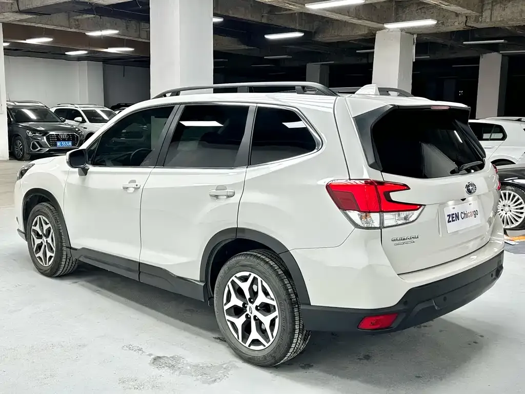 Subaru Forester — фото 3