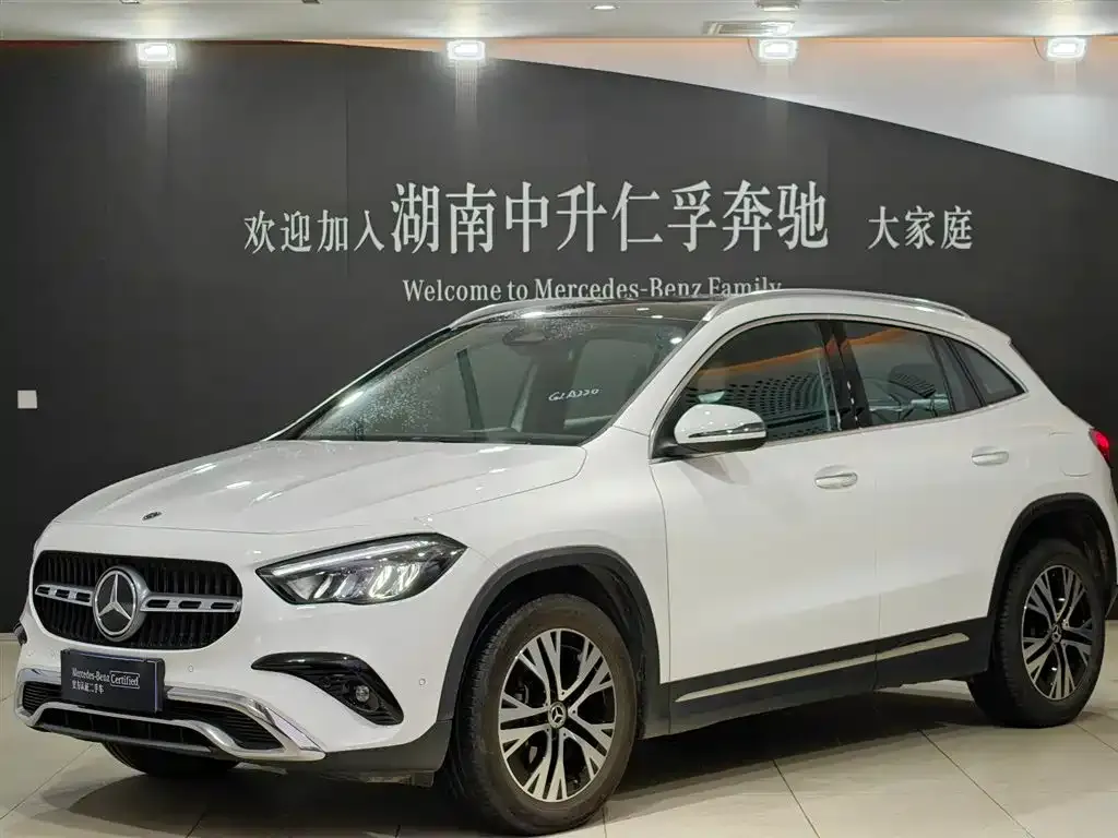 Mercedes-Benz GLA — фото 1
