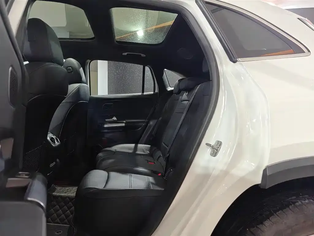 Mercedes-Benz GLA — фото 2