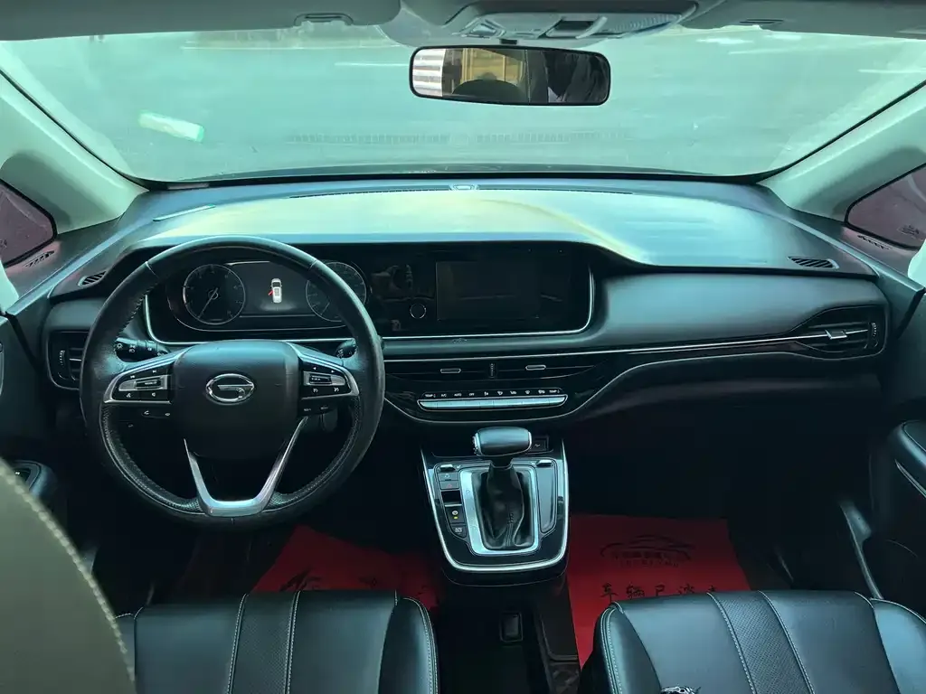 GAC Motor Trumpchi M6 — фото 7