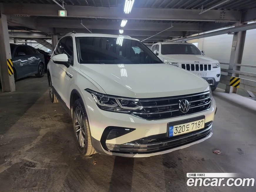 Volkswagen Tiguan — фото 10