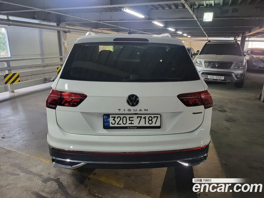 Volkswagen Tiguan — фото 8
