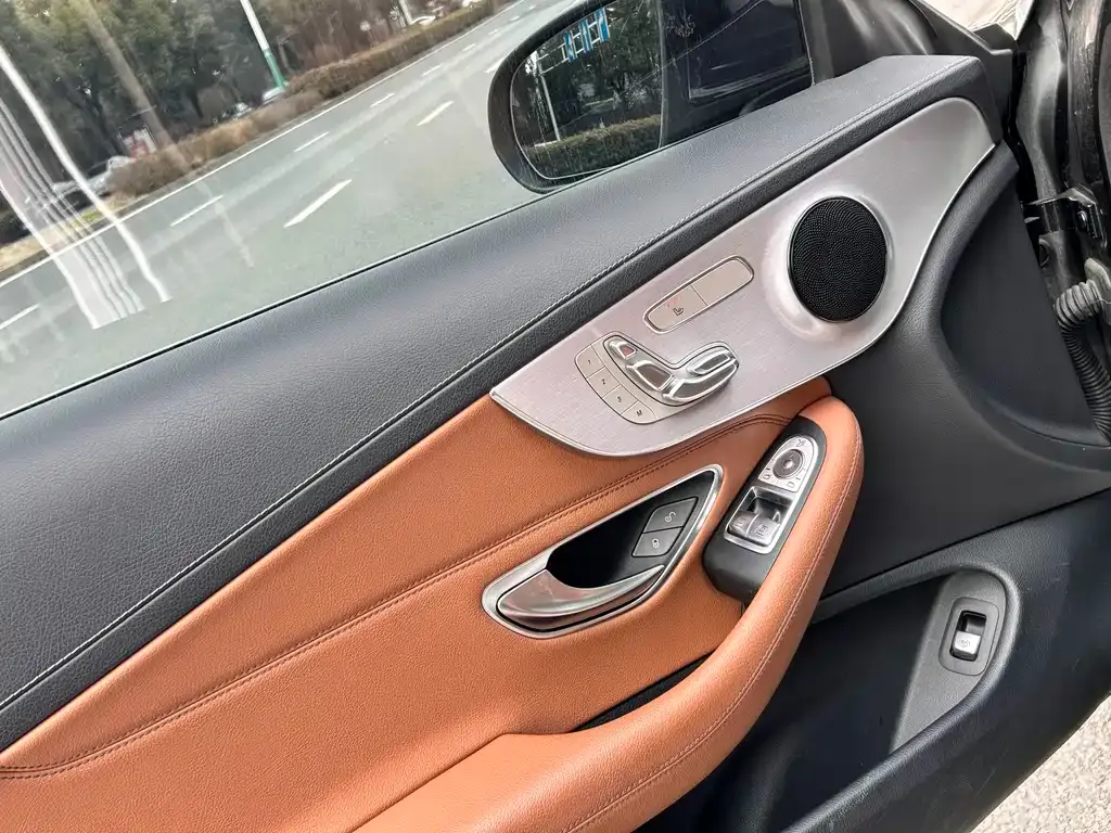 Mercedes-Benz C-Class (Import) — фото 2