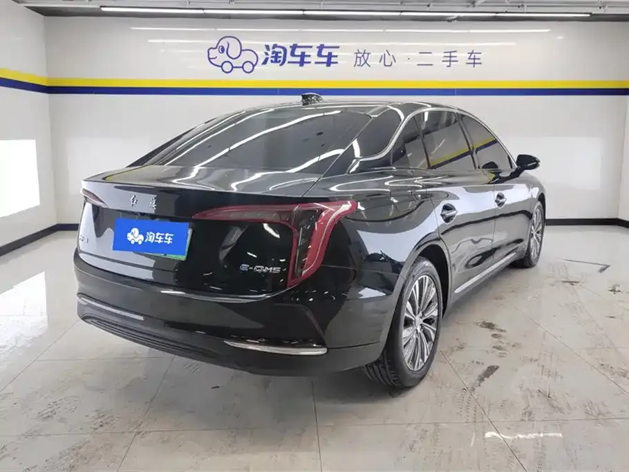 Hongqi E-QM5 — фото 5