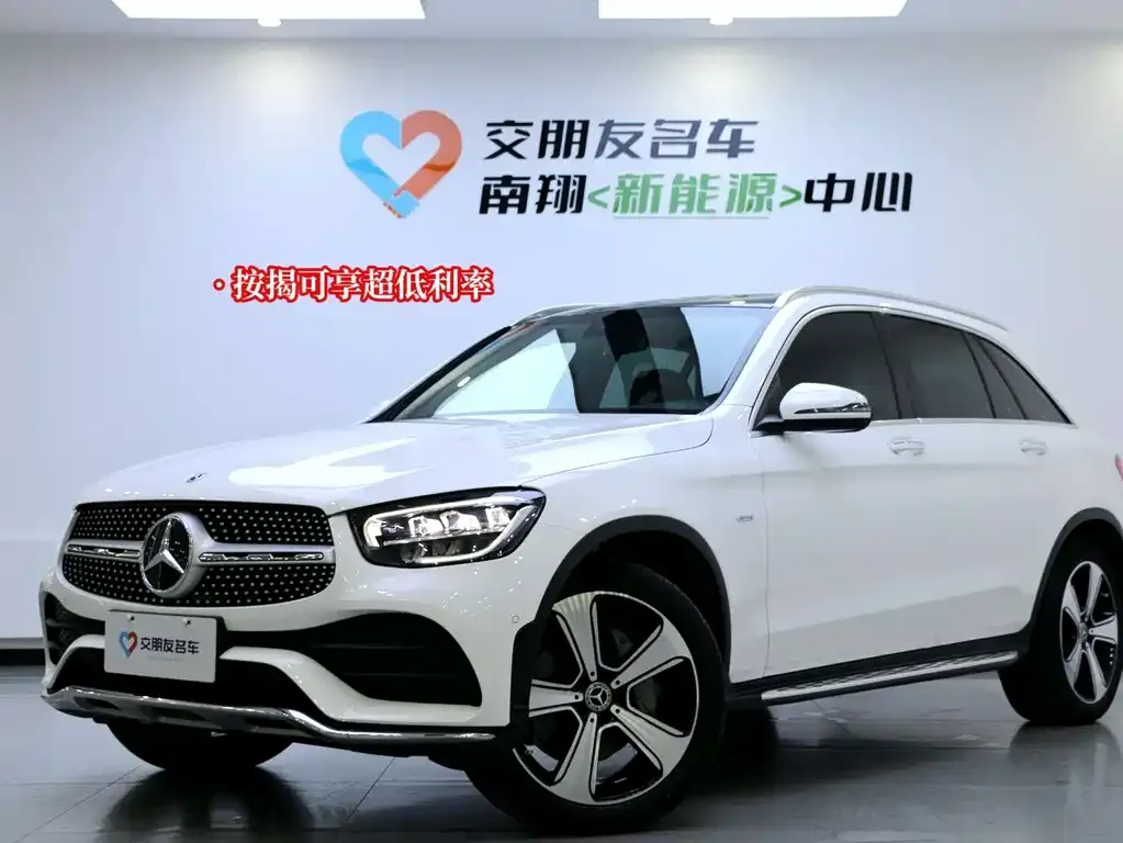 Mercedes-Benz GLC — фото 1