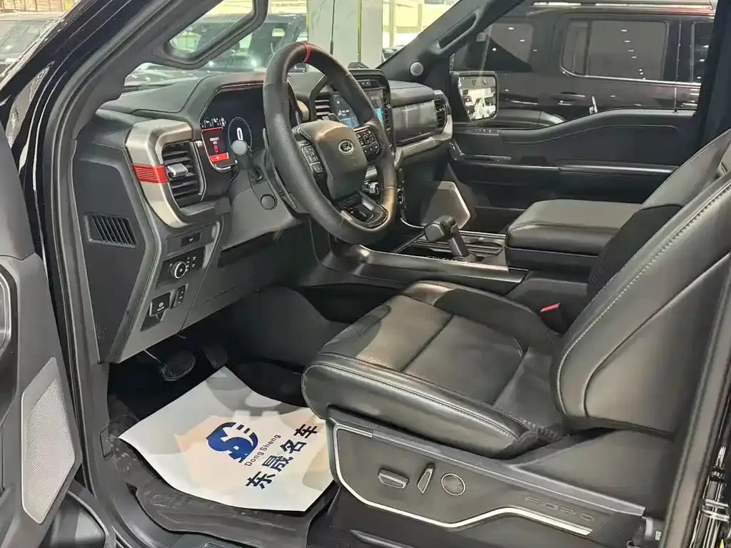 Ford F-150 Raptor — фото 8