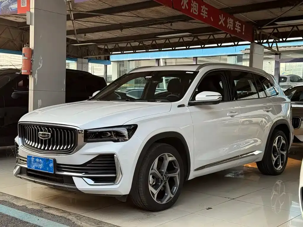 Geely Xingyue L — фото 1
