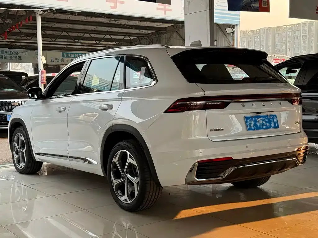 Geely Xingyue L — фото 6