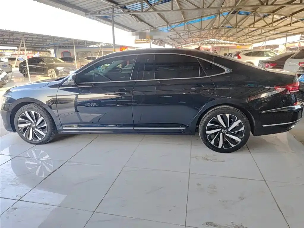 Volkswagen Passat — фото 3