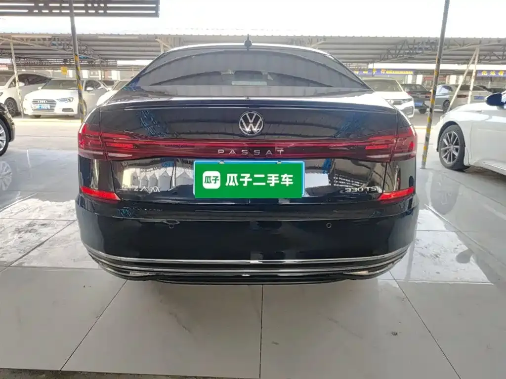 Volkswagen Passat — фото 7