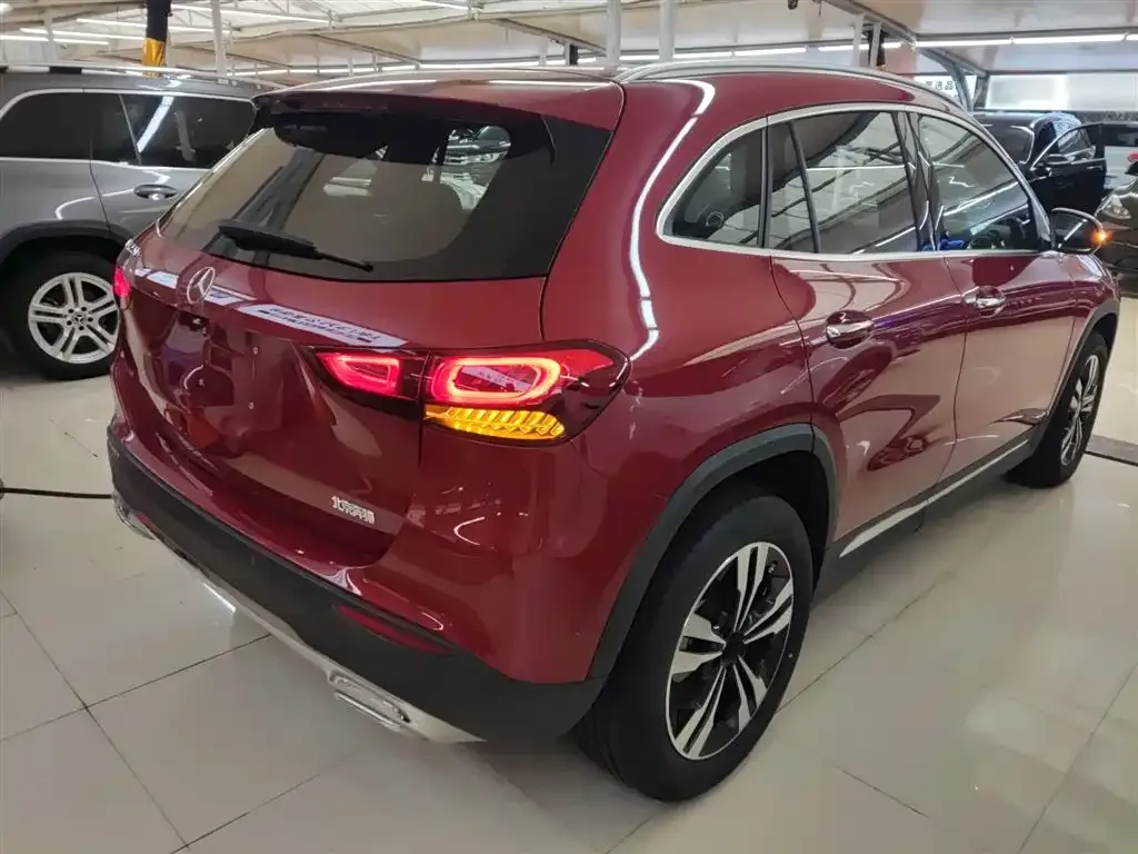 Mercedes-Benz GLA — фото 4