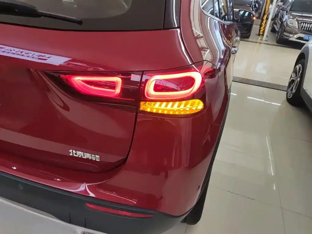 Mercedes-Benz GLA — фото 3