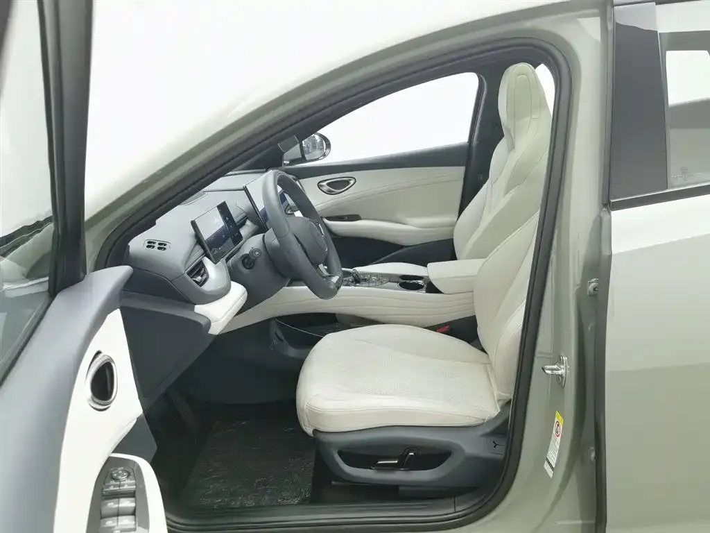 BYD Seal 06GT — фото 9