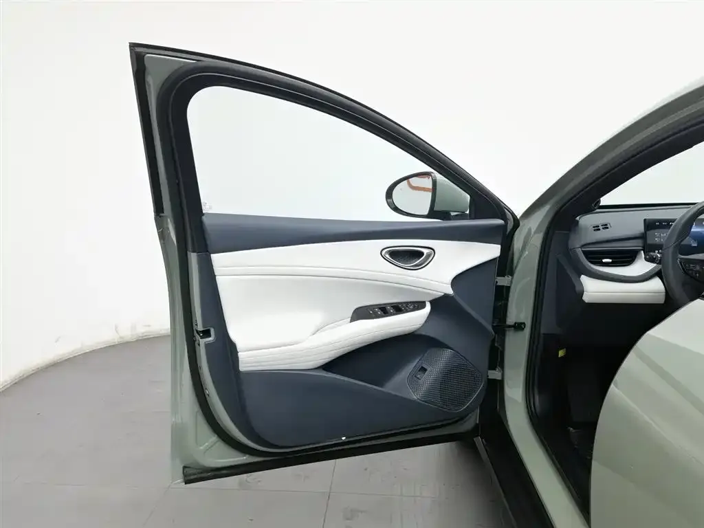BYD Seal 06GT — фото 3