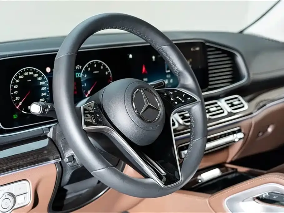 Mercedes-Benz GLE — фото 10