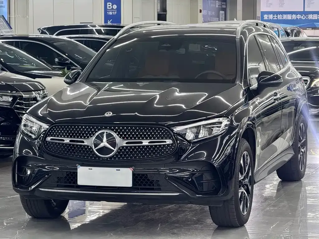 Mercedes-Benz GLC — фото 1