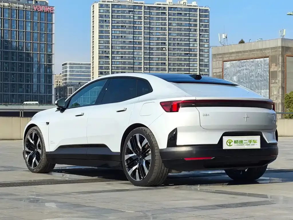 Polestar Polestar 4 — фото 10