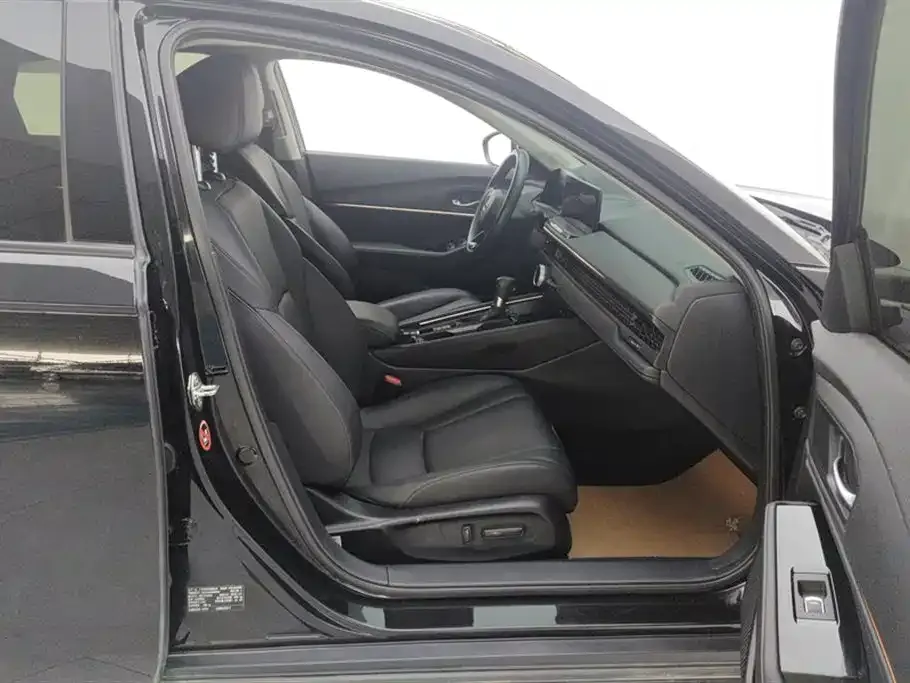 Honda Accord — фото 10