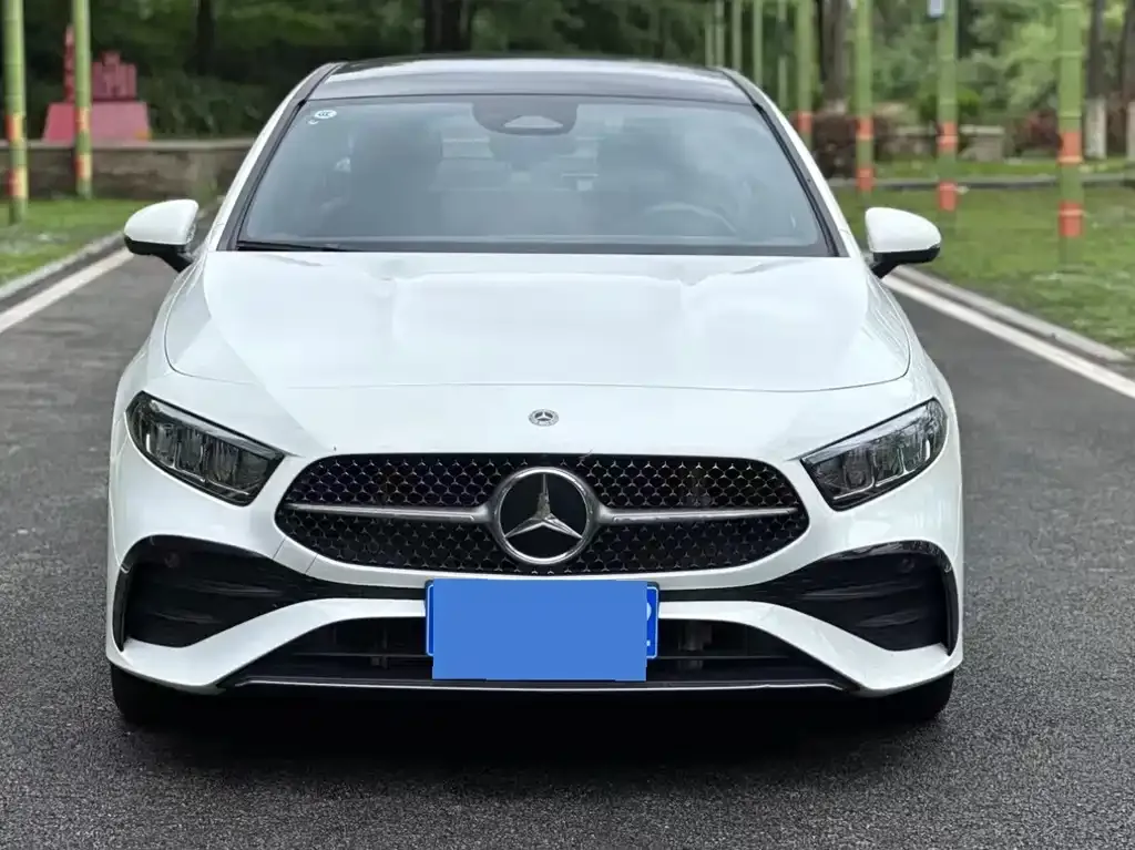 Mercedes-Benz A-Class — фото 1