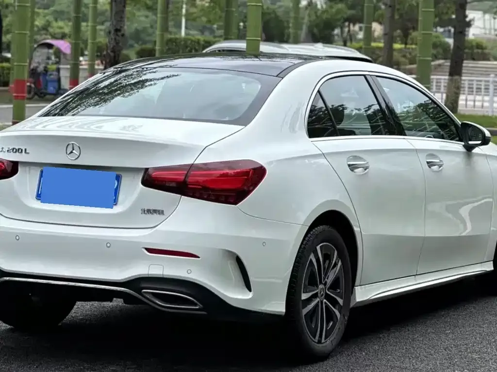 Mercedes-Benz A-Class — фото 6