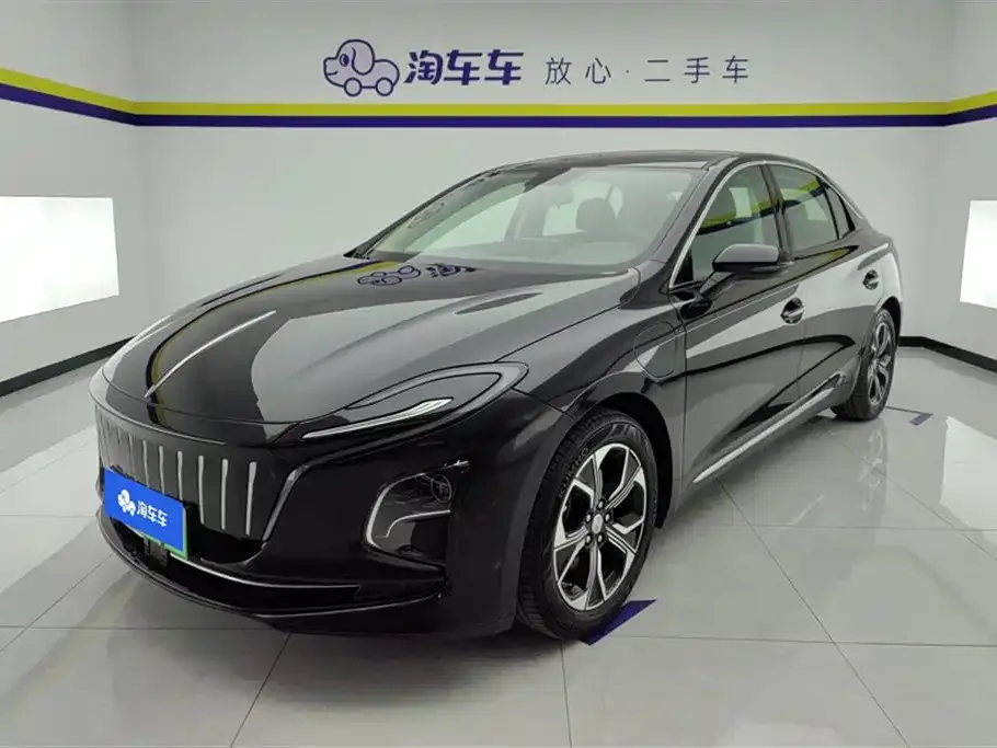 Hongqi E-QM5 — фото 1