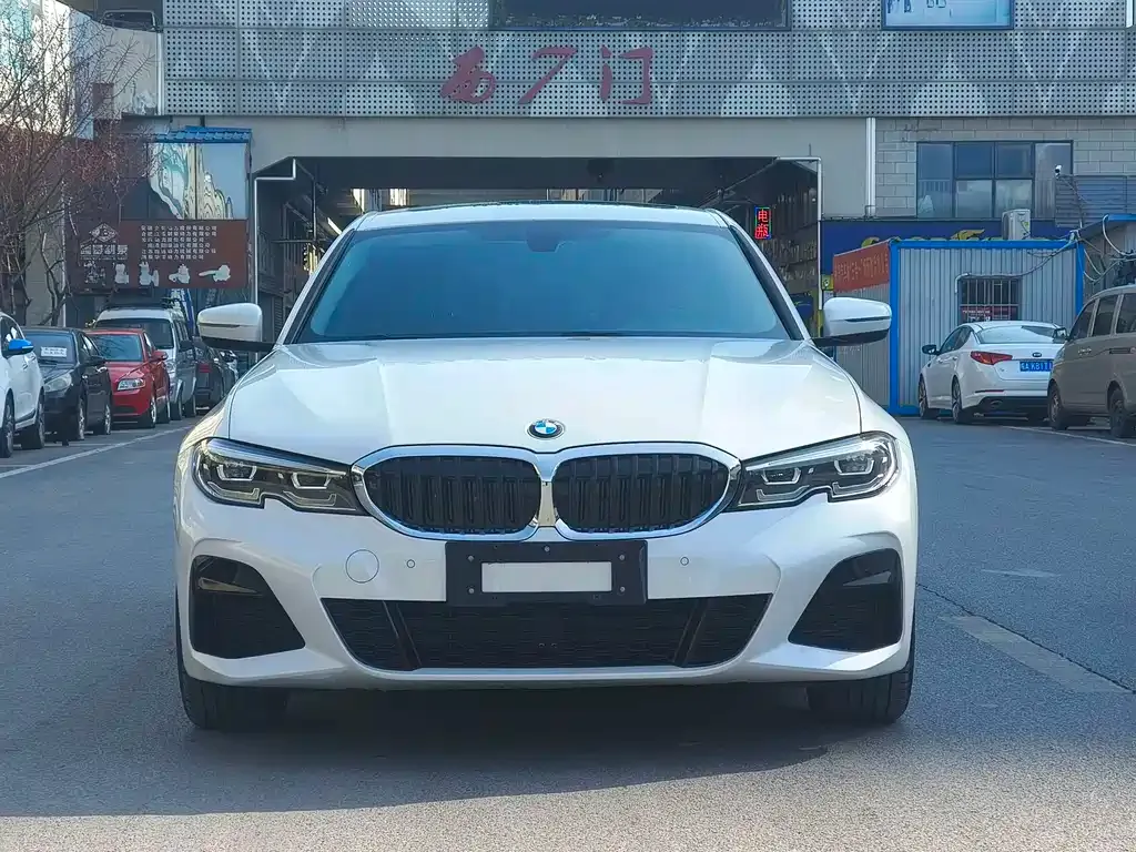 BMW 3 Series — фото 10