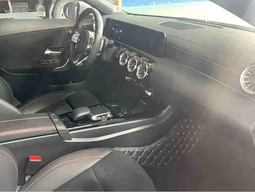 Mercedes-Benz CLA (Import) — фото 3