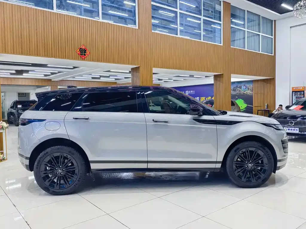 Land Rover Evoque — фото 8