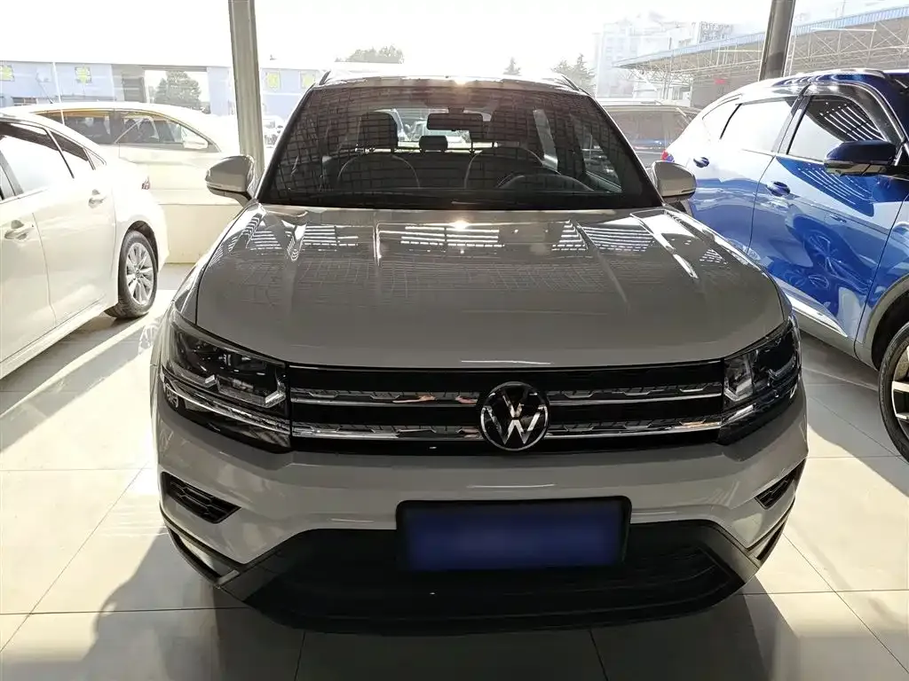 Volkswagen Tharu — фото 6