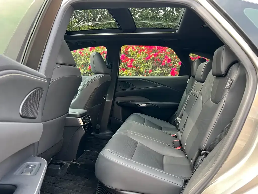 Lexus RX — фото 2