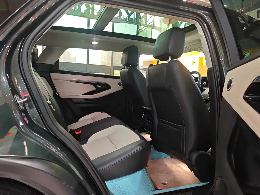 Land Rover Evoque — фото 2