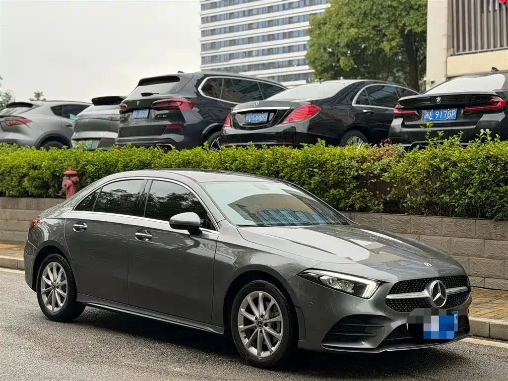 Mercedes-Benz A-Class — фото 8