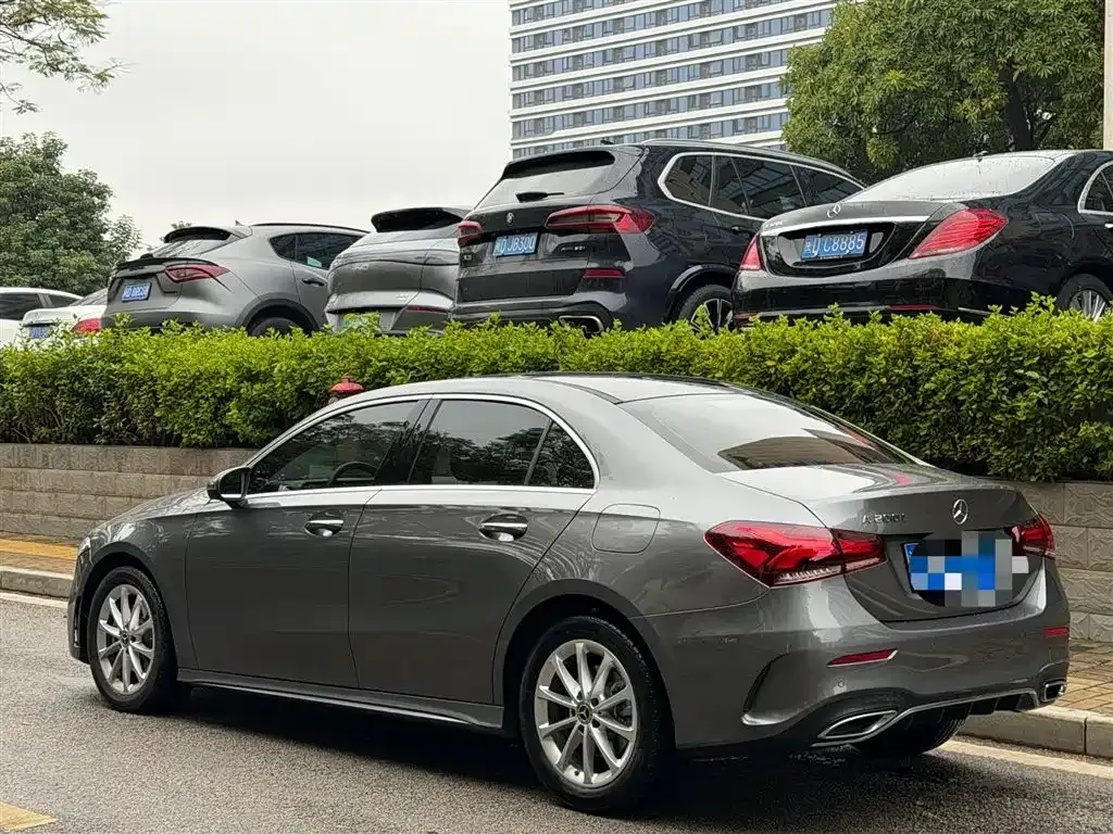 Mercedes-Benz A-Class — фото 9