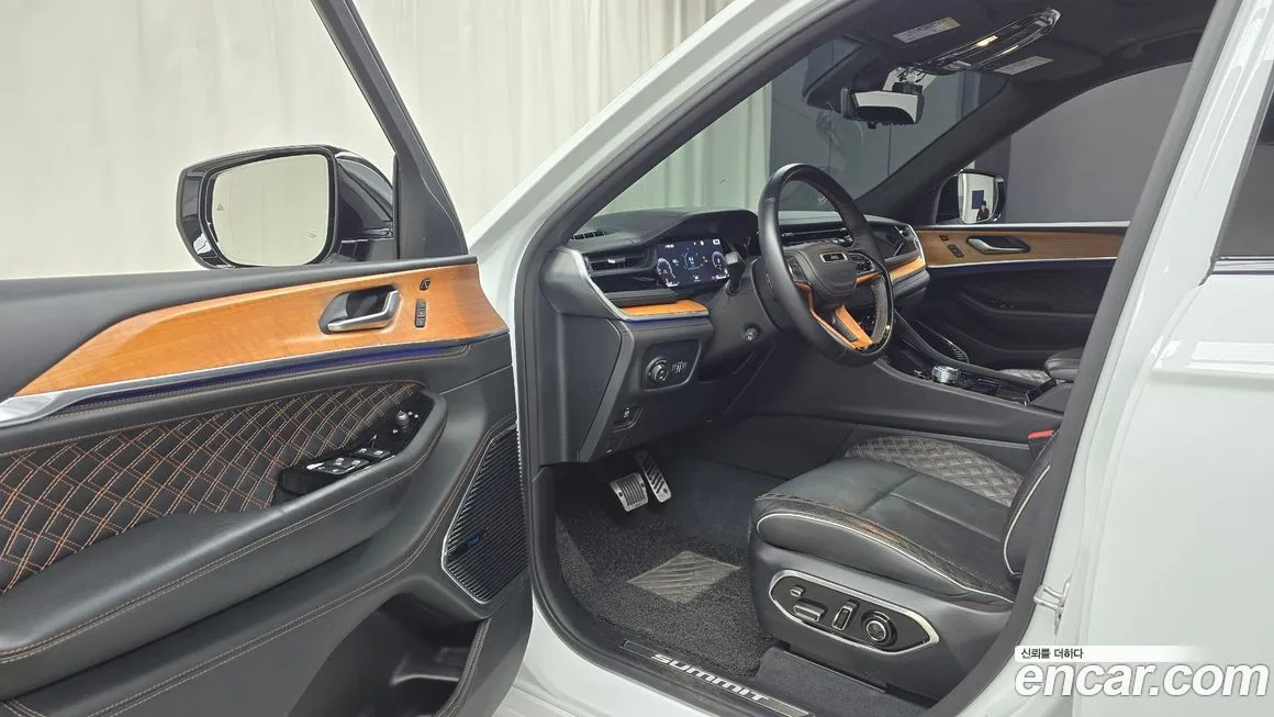 Jeep Cherokee — фото 9