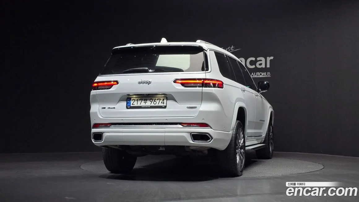 Jeep Cherokee — фото 7