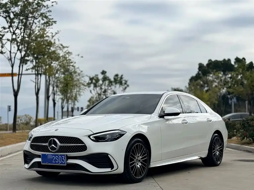 Mercedes-Benz C-Class — фото 1