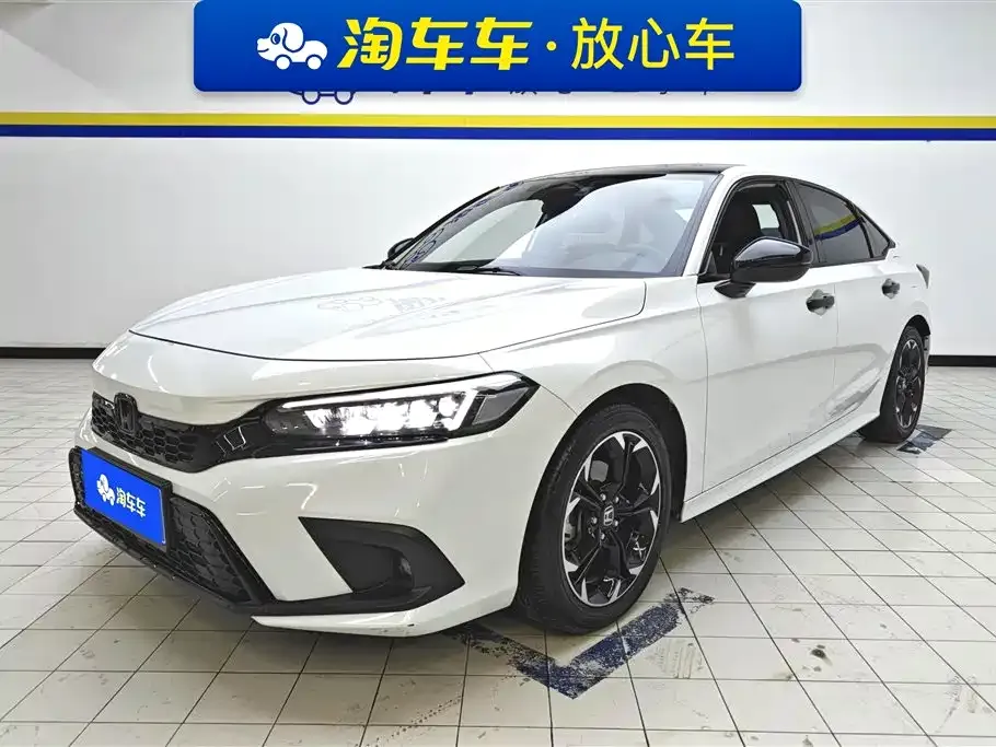 Honda Civic — фото 1