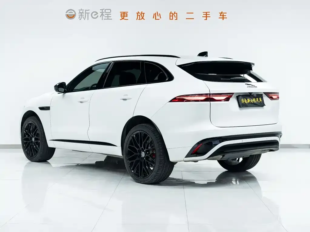 Jaguar F-PACE — фото 7