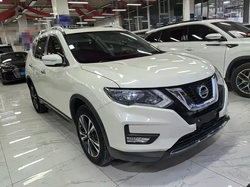 Nissan X-Trail — фото 4