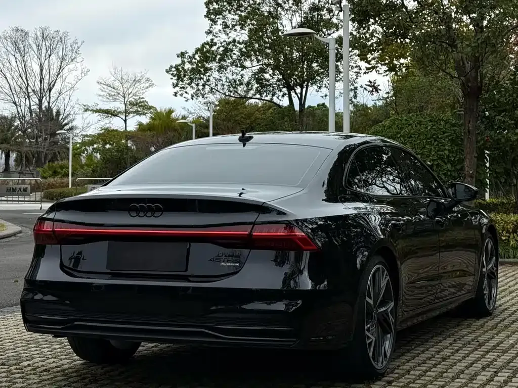 Audi A7L — фото 4