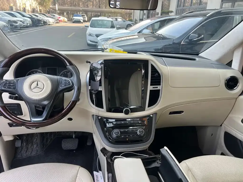 Mercedes-Benz Vito — фото 6
