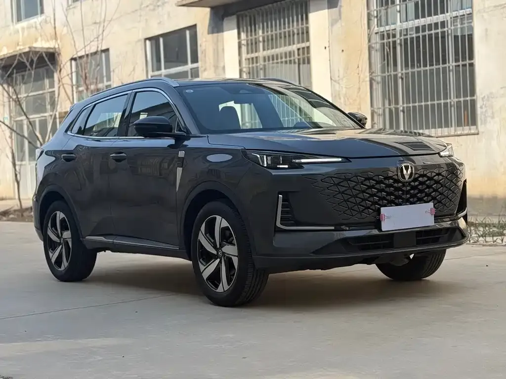 Changan CS55PLUS — фото 1
